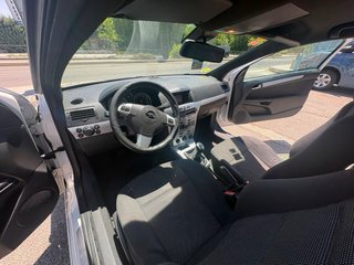 Opel Astra 2010