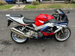 Honda CBR 929 RR Fireblade Moto Deportiva