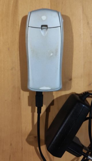 Sony Ericsson T68i Retro + Caricabatterie (Pezzi)