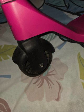 Patinete Eléctrico Rosa con Luces LED
