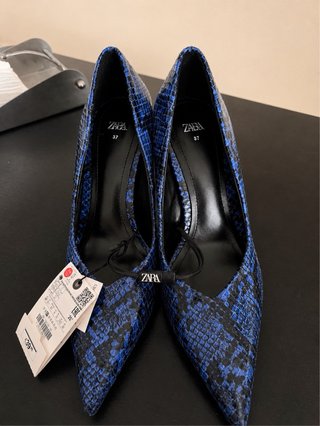 Tacones Zara Serpiente Azul Talla 37