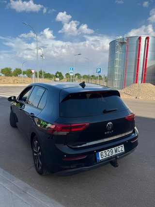 Volkswagen Golf 2021