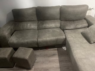 Divano Chaise Longue Grigio + 2 Pouf Ausiliari