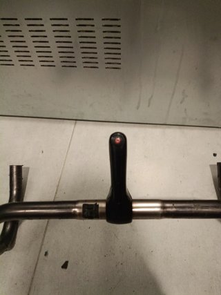 Manubrio e potenza per bici da strada