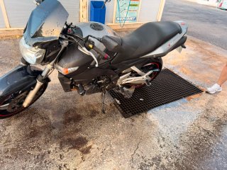 Suzuki GSX-R 600 Naked Plata/Negra