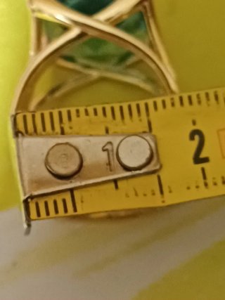 Anello quadrato con pietra blu
