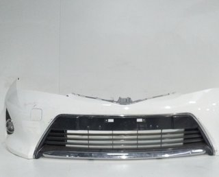 Paragolpes del toyota auris touring sports 423102