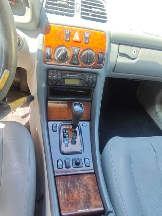 Mercedes-Benz  CLK 1999 (w208) precio negociable