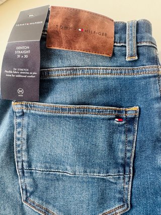 Pantalón vaquero Tommy Hilfiger moderno talla31x30