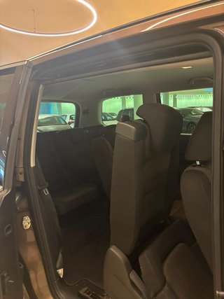 Volkswagen Sharan 2012 7 plazas pegatina C