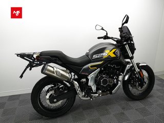 VOGE 525 ACX 2024 9395 kms.
