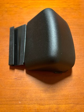 Cubierta derecha gancho remolque VW Corrado