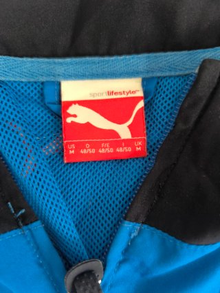 Chaqueta Puma Azul y Negra