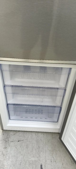 Nevera  combi Beko plateada con oferta