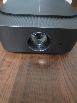 Proyector de vídeo blanco