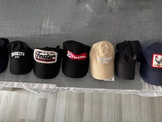 Gorras Varias (Negra, Azul)