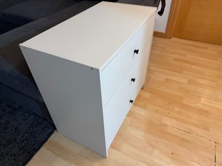 Cómoda IKEA GURSKEN 3 cajones beige 69x67cm