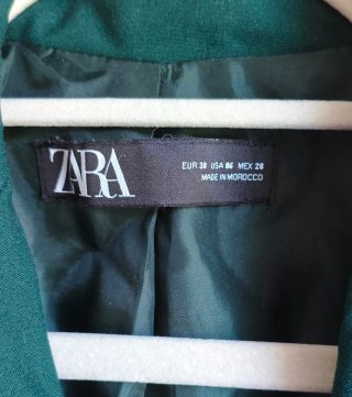 Chaqueta verde botella Zara