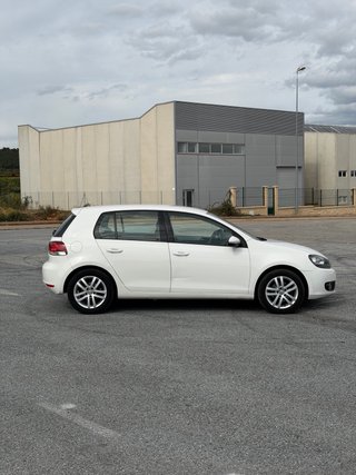 Volkswagen Golf VI