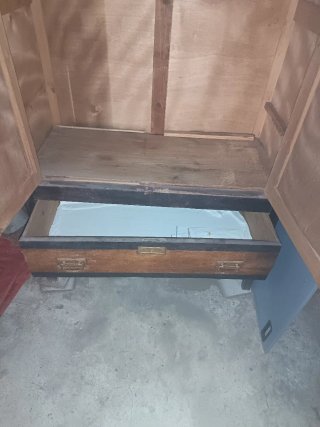Armario vintage madera y cristal
