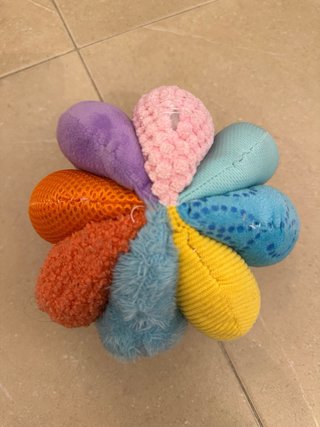 Lote Juguetes Bebé: Pelota, Libro, Sonajeros,...