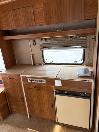 Caravana Adria 410