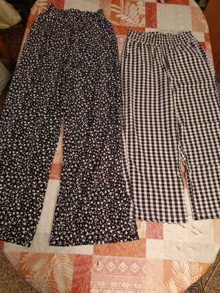Pantalones de vestir negros y marrones