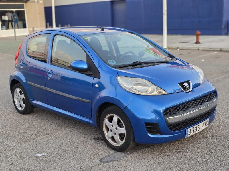 Peugeot 107 / Motor Toyota / Único propietario - foto 1