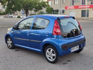 Peugeot 107 / Motor Toyota / Único propietario