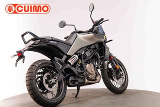 HUSQVARNA SVARTPILEN 125