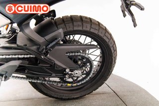 HUSQVARNA SVARTPILEN 125