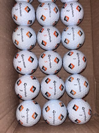 24 Bolas de Golf TaylorMade PIX Perla.