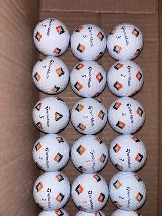 24 Bolas de Golf TaylorMade PIX Perla.