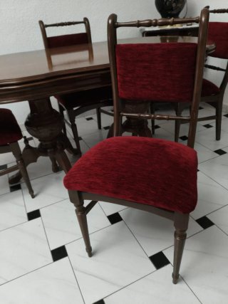 OPORTUNIDAD!!! Mesa y sillas de comedor extensible