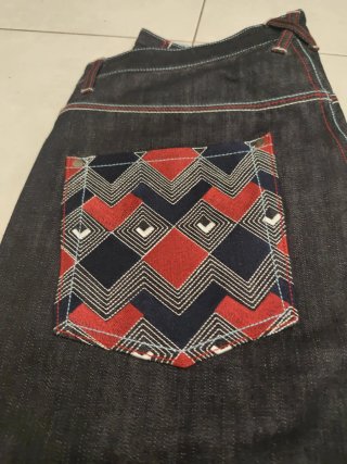 Nuevo único Pantalón corto vaquero Grimey bordado