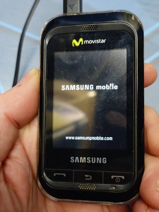 Telefono cellulare Samsung C3300, Bluetooth, touchscreen 2.4", con scatola