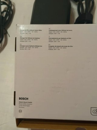 Cargador batería Bosch BPC3400 E-bike 220-240V