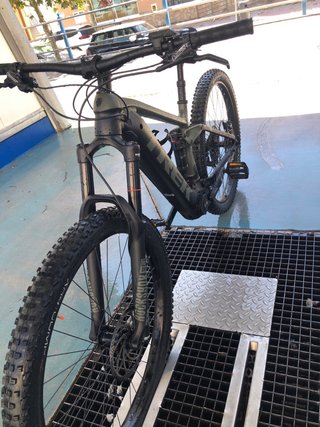 BICICLETA ELECTRICA TREK RAIL 5 625w!!SOLO 310 KM!