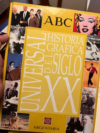 Libros, revistas, fascículos colecciónables de ABC