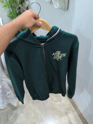Sudadera Sfera Verde con etiqueta
