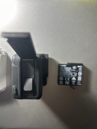 Insta360 Ace Pro 2 Cámara Negra y Roja