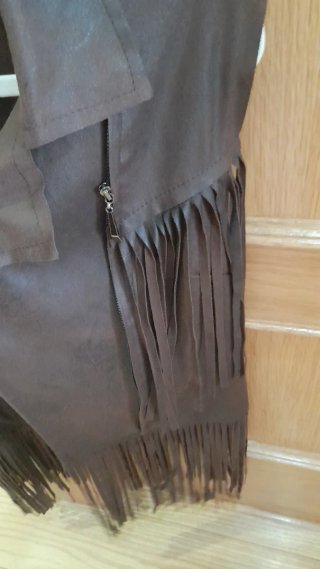 Chaleco marrón piel con flecos
