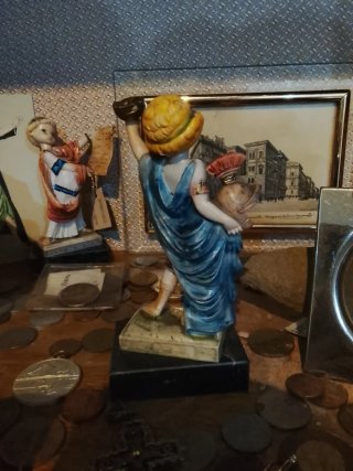 Statuette Fontanini...stile Roma antica