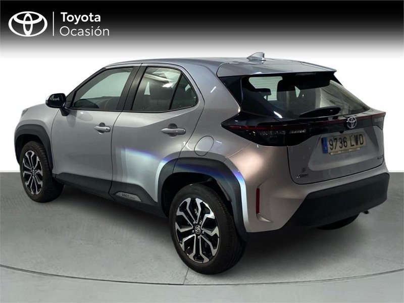 Toyota Yaris 2021, foto 2