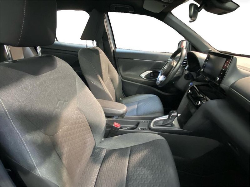 Toyota Yaris 2021, foto 6
