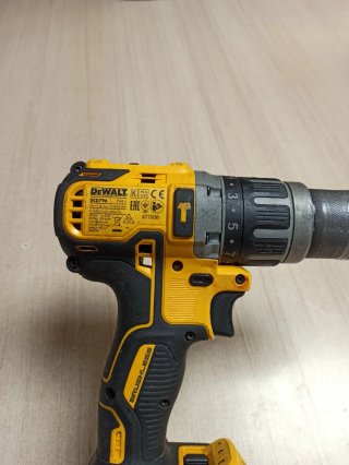 Taladro DeWalt DCD796.