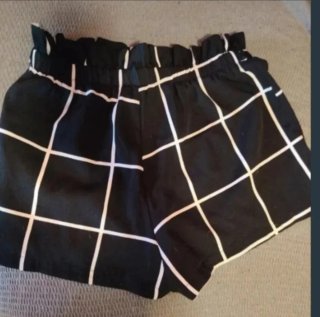 Shorts Shein cuadros cintura alta Talla L