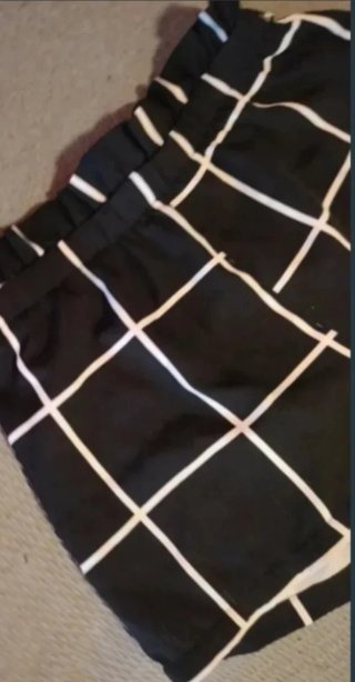 Shorts Shein cuadros cintura alta Talla L