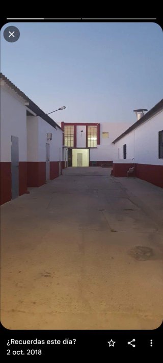 Alquilo trastero 6mtr2 por  casi 3 metros de alto