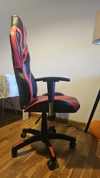 Silla Gamer/Escritorio Roja y Negra